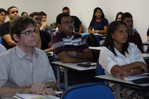 oficina-em-modelagem-e-prototipacao-de-ideia-empreendedora-cesmac-33