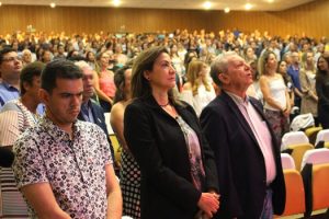cesmac-integracao-lota-teatro-gustavo-leite-91