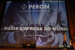 cesmac-integracao-lota-teatro-gustavo-leite-91