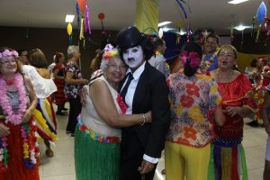 projeto-crescer-celebra-o-carnaval-com-o-grupo-da-melhor-idade-cesmac-101
