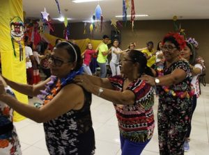 projeto-crescer-celebra-o-carnaval-com-o-grupo-da-melhor-idade-cesmac-101