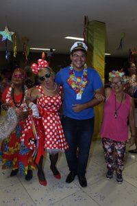 projeto-crescer-celebra-o-carnaval-com-o-grupo-da-melhor-idade-cesmac-101