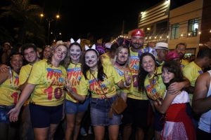hoje-eu-tiro-10-mantem-sucesso-nas-previas-carnavalescas-em-maceio-cesmac-901-48