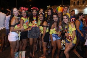 hoje-eu-tiro-10-mantem-sucesso-nas-previas-carnavalescas-em-maceio-cesmac-901-48