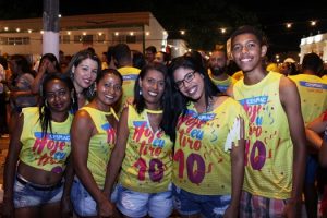 hoje-eu-tiro-10-mantem-sucesso-nas-previas-carnavalescas-em-maceio-cesmac-901-48