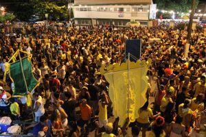 hoje-eu-tiro-10-mantem-sucesso-nas-previas-carnavalescas-em-maceio-cesmac-901-48