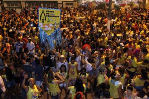 hoje-eu-tiro-10-mantem-sucesso-nas-previas-carnavalescas-em-maceio-cesmac-901-48