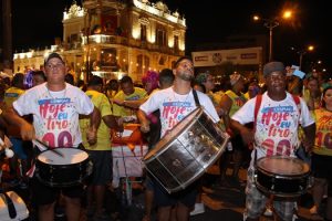 hoje-eu-tiro-10-mantem-sucesso-nas-previas-carnavalescas-em-maceio-cesmac-901-48