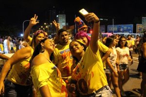 hoje-eu-tiro-10-mantem-sucesso-nas-previas-carnavalescas-em-maceio-cesmac-901-48