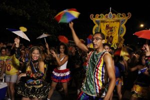 hoje-eu-tiro-10-mantem-sucesso-nas-previas-carnavalescas-em-maceio-cesmac-901-48