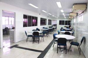 bibliotecas-do-cesmac-oferecem-150-mil-volumes-e-estrutura-moderna-31