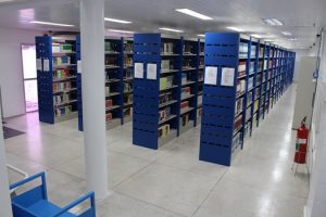 bibliotecas-do-cesmac-oferecem-150-mil-volumes-e-estrutura-moderna-31