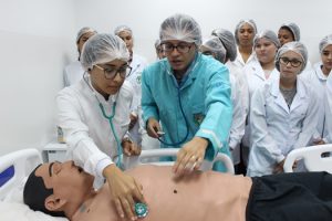 cesmac-usa-tecnologia-com-simuladores-de-paciente-real-54