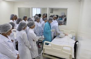 cesmac-usa-tecnologia-com-simuladores-de-paciente-real-54