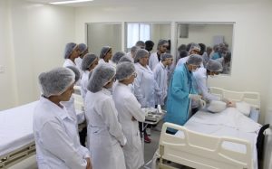 cesmac-usa-tecnologia-com-simuladores-de-paciente-real-54