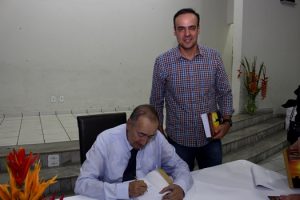 laercio-monteiro-escreve-sobre-a-saga-do-sofrimento-humano-cesmac_-editora-36