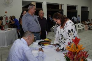 laercio-monteiro-escreve-sobre-a-saga-do-sofrimento-humano-cesmac_-editora-36