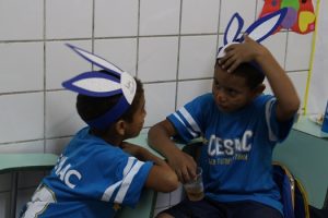 projeto-crescer-celebra-a-pascoa-com-as-criancas-cesmac-obra-social-38