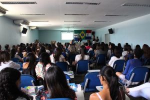 ciclo-de-palestras-discute-sobre-novos-desafios-da-nutricao-3