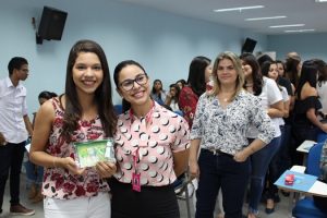 ciclo-de-palestras-discute-sobre-novos-desafios-da-nutricao-3
