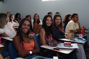ciclo-de-palestras-discute-sobre-novos-desafios-da-nutricao-3
