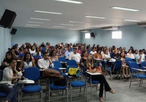 mesa-redonda-debate-saude-mental-na-infancia-cesmac_5