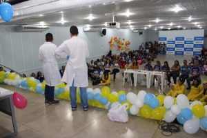 6a-expoquimica-reune-academicos-de-farmacia-no-campus-i-11