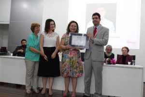especializacao-em-gerontologia-do-cesmac-recebe-homenagem-19