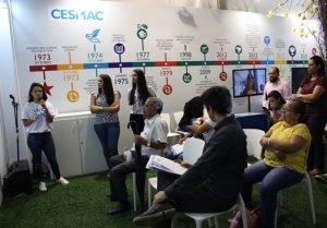 Administração- e- Arquitetura -do -CESMAC- com- atividades -práticas- na- SBPC- (27)