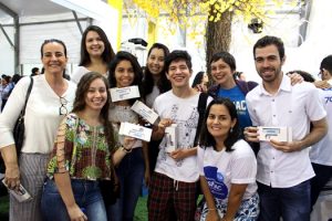 Administração- e- Arquitetura -do -CESMAC- com- atividades -práticas- na- SBPC- (27)