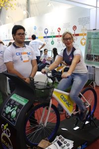 Ecobike- chama- a- atenção- do- público- da- 70ª- SBPC- no- estande- do -CESMAC- (6)