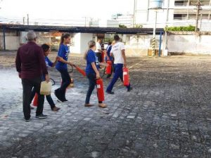 Funcionários- da- IES- fazem- curso- de- primeiros- socorros- e -combate- a -incêndio- Cesmac_(3)
