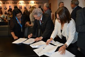 Convênio- amplia- estágios- e- garante -benefícios- para- menores- em- abrigos-Cesmac_Tribunal-de-Justiça-AL (37)