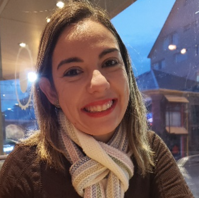 Juliane Cabral Silva