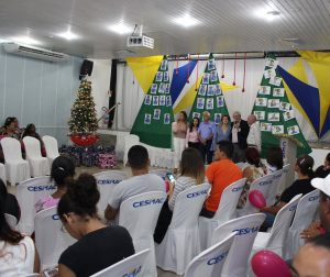 Clima- de- Natal- toma- conta- do- CESMAC-Projeto-crescer (108)