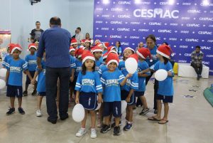 Clima- de- Natal- toma- conta- do- CESMAC-Projeto-crescer (108)