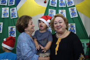 Clima- de- Natal- toma- conta- do- CESMAC-Projeto-crescer (108)