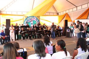 Vice-Reitor- recebe- homenagem- na- FESCLIM - CESMAC (41)