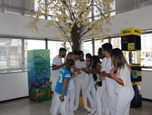 Alunos- do- primeiro- período- do curso de- Odontologia- participam- de-aula- prática (2)