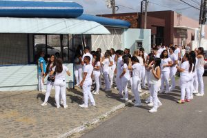 Alunos- do- primeiro- período- do curso de- Odontologia- participam- de-aula- prática (2)