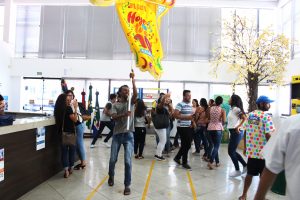 CESMAC- no- clima- de- Carnaval- faz- chamada- para- o- Bloco- Hoje- Eu -Tiro- 10-(27)