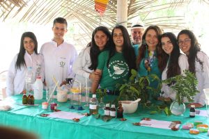 Curso- de- Farmácia- faz- Implantação- de- Horta- Medicinal- e- Condimentar- na- Aldeia- Xucuru-Kariri- em- Palmeira- dos- Índios- (61)