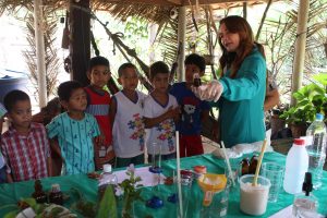 Curso- de- Farmácia- faz- Implantação- de- Horta- Medicinal- e- Condimentar- na- Aldeia- Xucuru-Kariri- em- Palmeira- dos- Índios- (61)