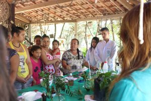 Curso- de- Farmácia- faz- Implantação- de- Horta- Medicinal- e- Condimentar- na- Aldeia- Xucuru-Kariri- em- Palmeira- dos- Índios- (61)