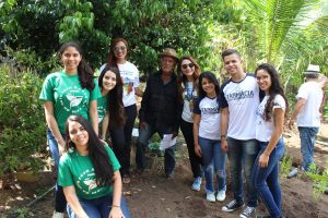 Curso- de- Farmácia- faz- Implantação- de- Horta- Medicinal- e- Condimentar- na- Aldeia- Xucuru-Kariri- em- Palmeira- dos- Índios- (61)