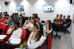 Palestra- debate- Constitucionalização- do- Direito- de- Família- com -o juiz -Carlos- Cavalcanti- Cesmac (4)