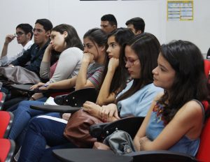 Palestra- debate- Constitucionalização- do- Direito- de- Família- com -o juiz -Carlos- Cavalcanti- Cesmac (4)
