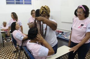Curso- de- Educação- Física- do- CESMAC- realiza- exercícios- físicos- com- mulheres- mastectomizadas-(68)