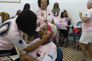 Curso- de- Educação- Física- do- CESMAC- realiza- exercícios- físicos- com- mulheres- mastectomizadas-(68)