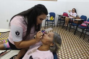 Curso- de- Educação- Física- do- CESMAC- realiza- exercícios- físicos- com- mulheres- mastectomizadas-(68)